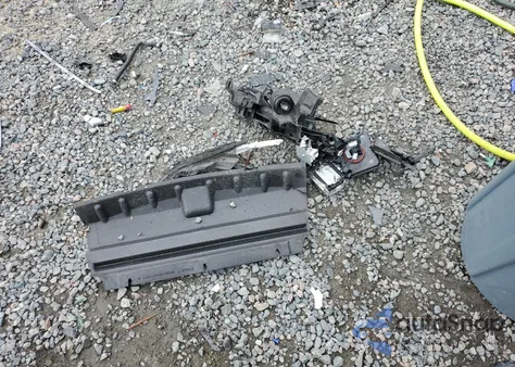 2019 Jeep Cherokee Latitude z USA, uszkodzony, nr VIN 1C4PJLCB5KD223155